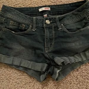 Size 5 Bongo Jean shorts